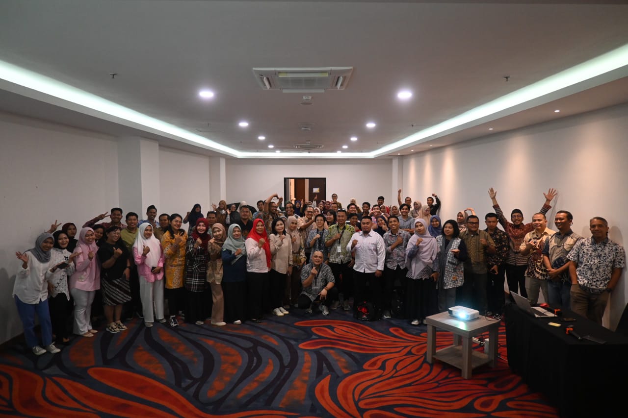 Pelatihan Krisis Kesehatan yang berlangsung di Hotel Matos, Mamuju